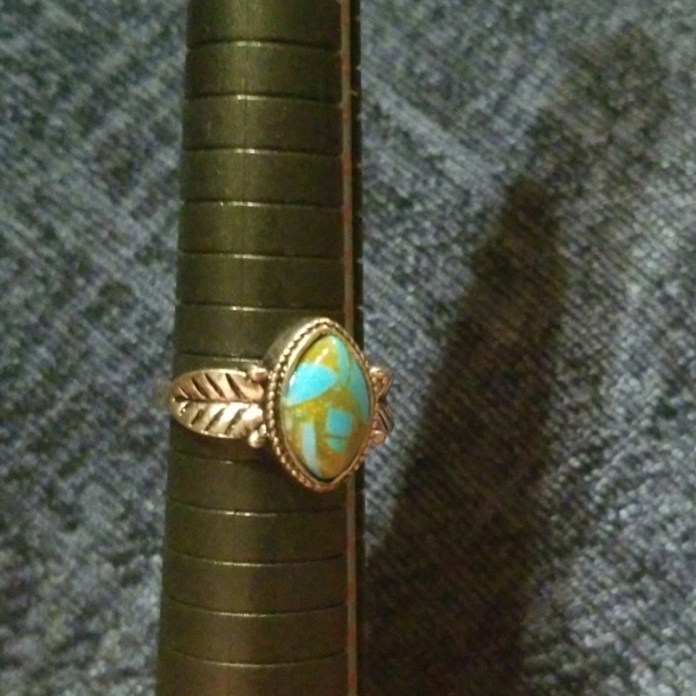 Turquoise colored stone ring - Picture 6 of 7